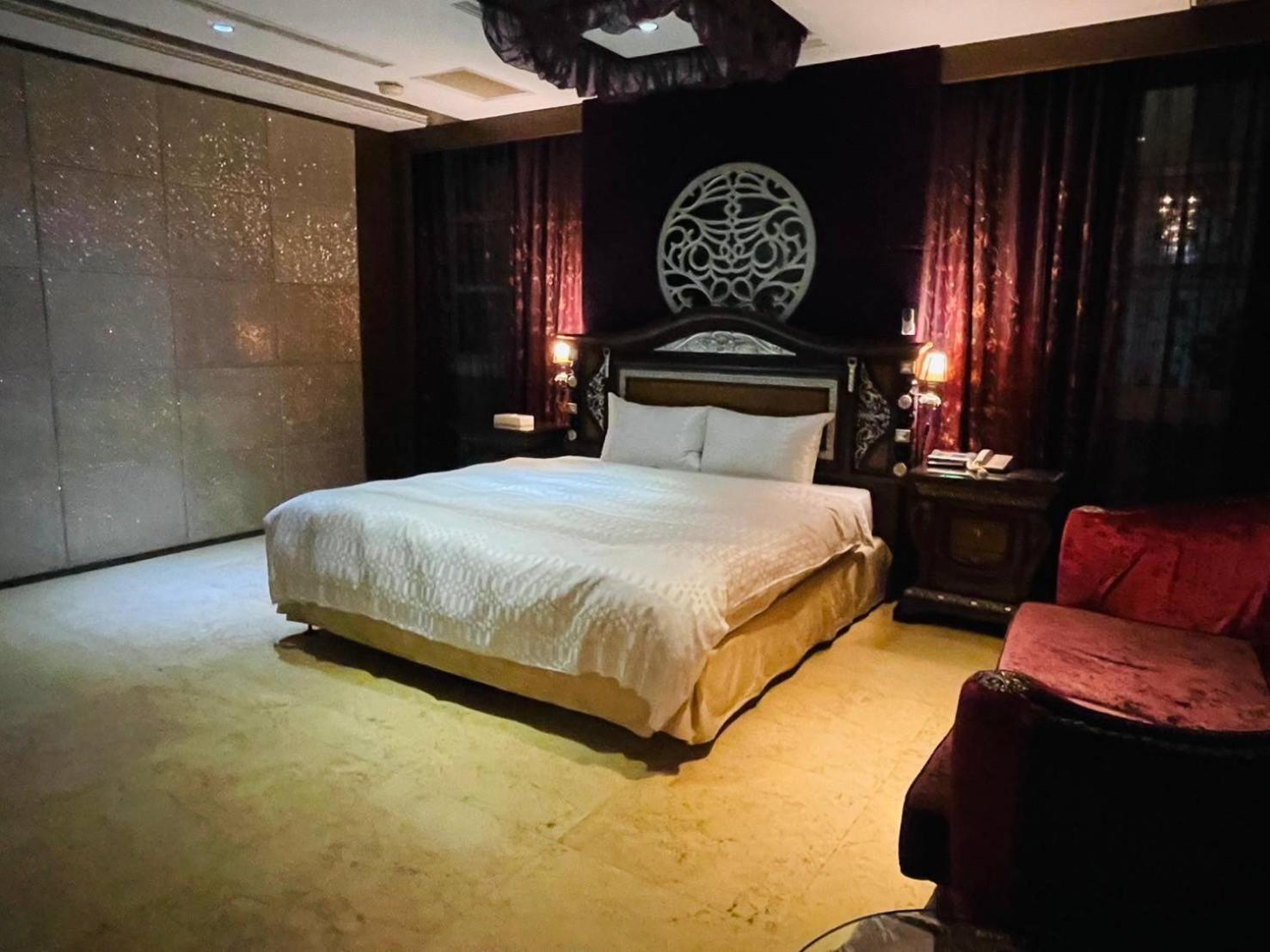 Royal Garden Motel - Chiayi Branch Luaran gambar